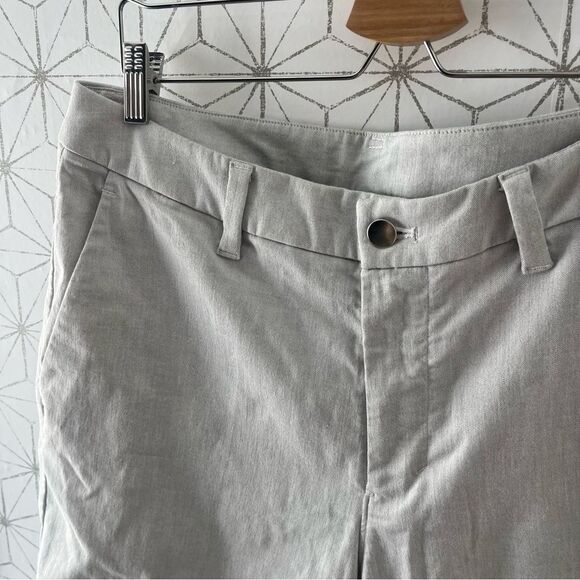 Lululemon Commission Short Qwick Oxford 11" *Relaxed - Picture 10 of 15